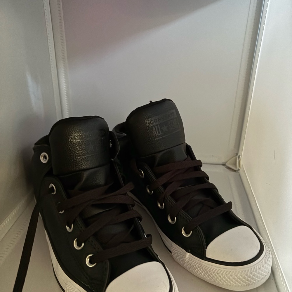 CONVERSE CHUCK TAYLOR HIGH STREET MID LEATHER - MENS New